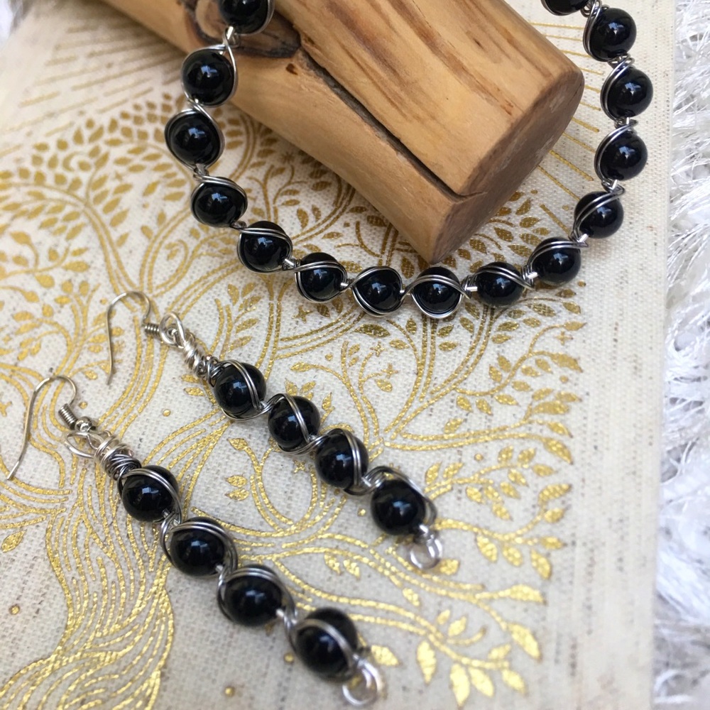 Handcrafted Black Onyx Gemstone Bead Silver Tone Wire Wrapped Jewelry Set